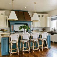 Kitchen-dining room in a city apartment