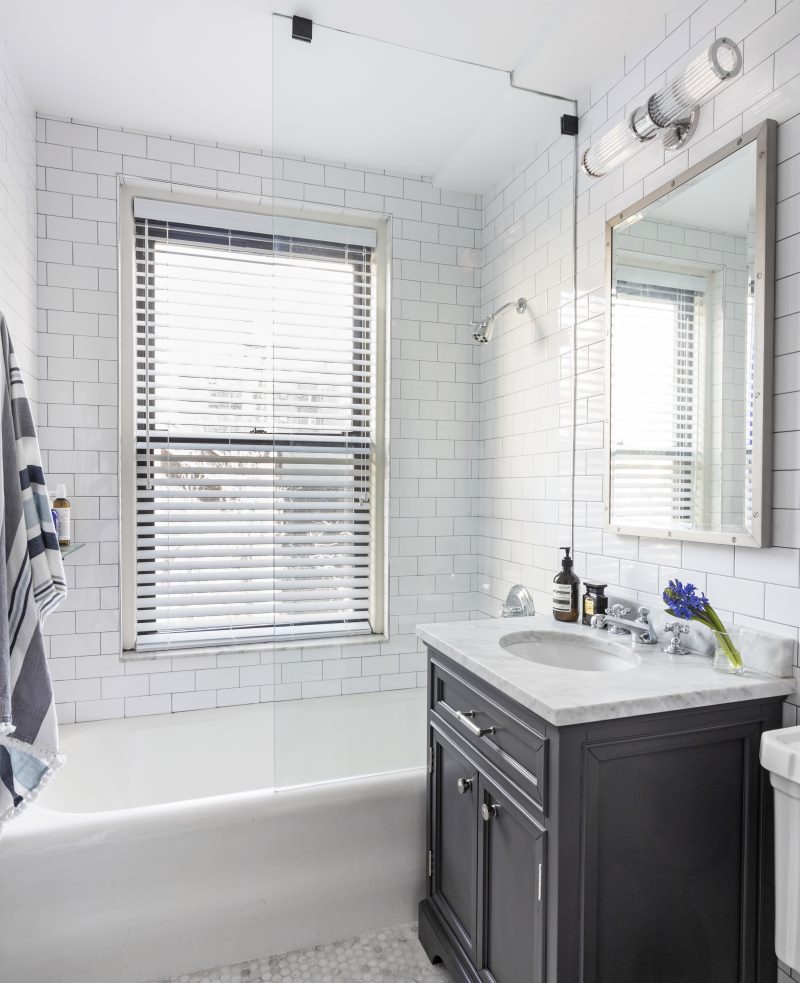 Combined bathroom design in white