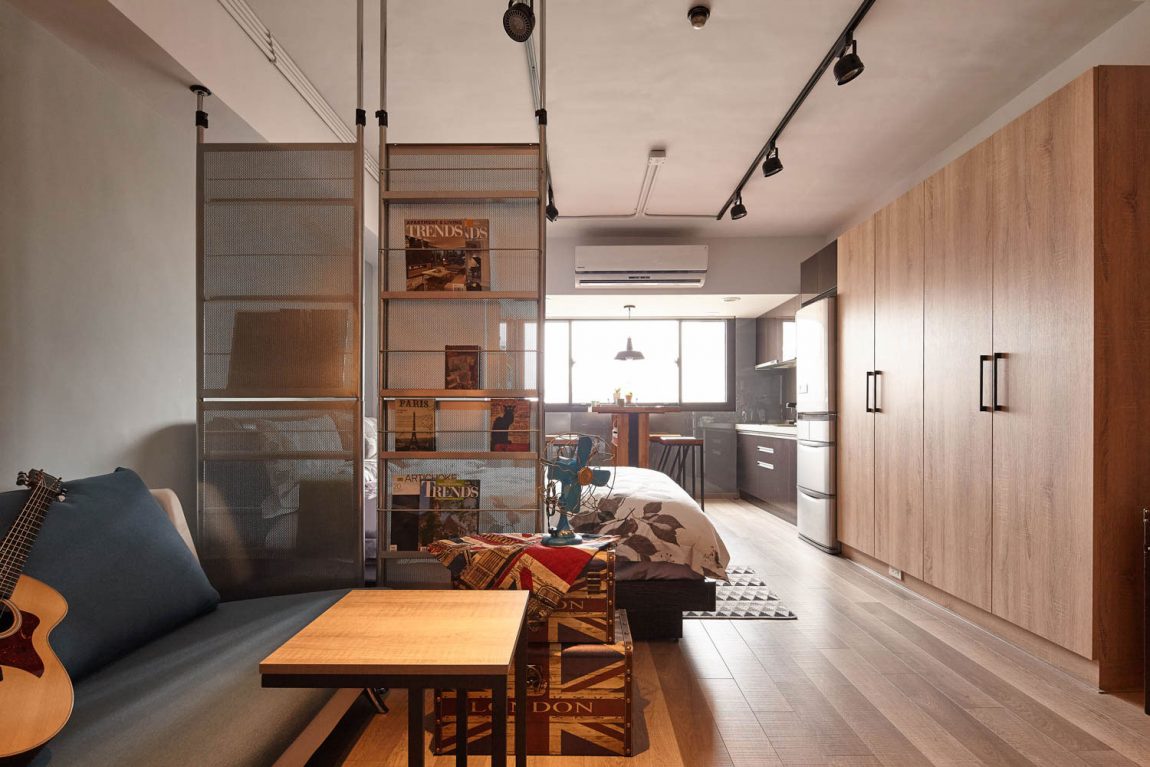 Zoning studio apartment in a loft style