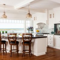 Design of a kitchen-living room with an aquarium