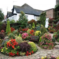 Garden paths made of natural stone