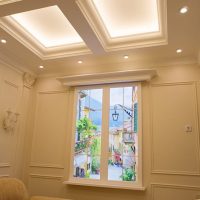 Backlit two-level ceiling