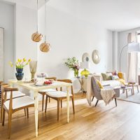 Zoning of the living room with dining area