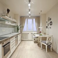 Design of an elongated kitchen with a window