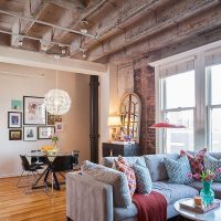 Concrete beams in the living room