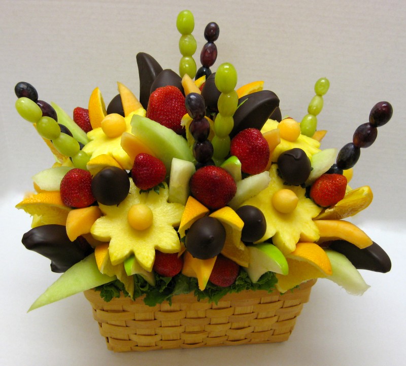 DIY bouquet of fruits in a wicker basket