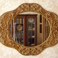 Carved frame stylish mirror