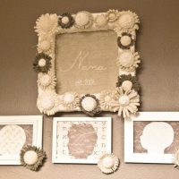 DIY fabric flowers on photo frames