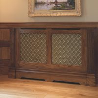 Stylish screen for wood heating radiator