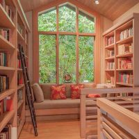 Organization of a library in the attic of a private house