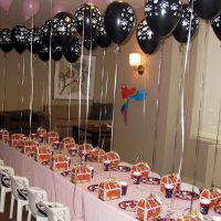 The design of the festive table in the spirit of a pirate party