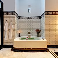 Oriental style bathroom design