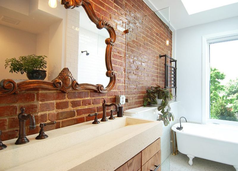 Brickwork in the interior of the bathroom