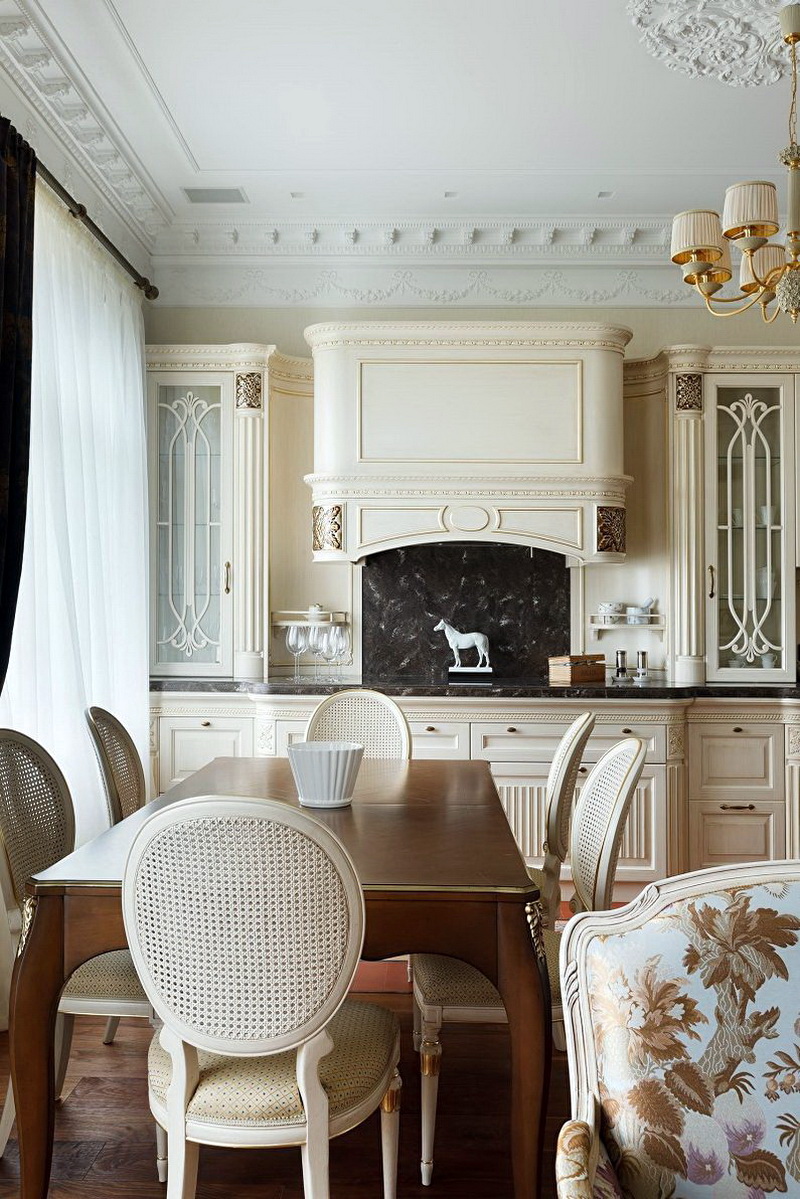 Decoration of the kitchen ceiling with plaster stucco molding