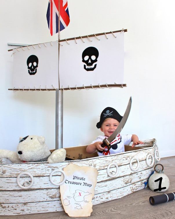 Cardboard ship for a children's pirate party