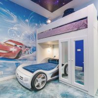 Car-shaped baby bed