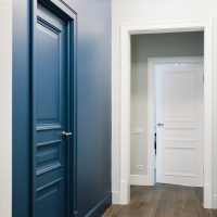 Hallway interior in blue and white