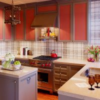 Red color in the interior of the kitchen