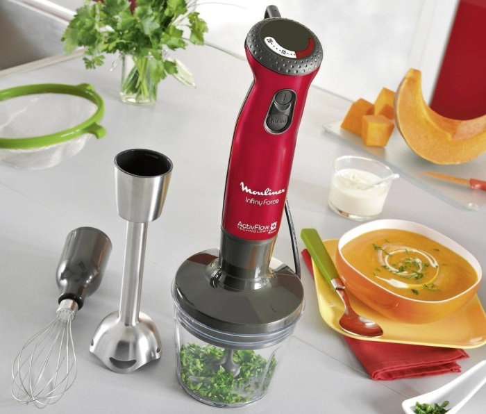 Hand blender.