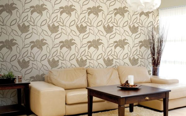 Vinyl wallpapers are still popular in 2019